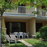 度假居 Villaggio Dei Fiori *