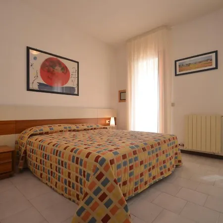 Villaggio Dei Fiori Tatil Evi Bibione