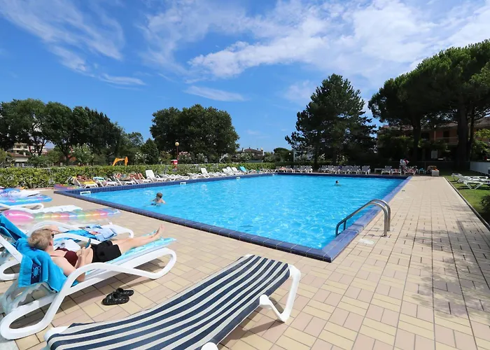 Villaggio Dei Fiori Μπιμπιόνε