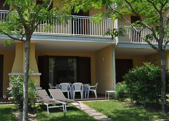 Semesterbostad Villaggio Dei Fiori *